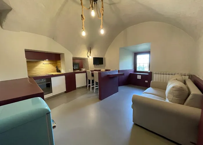 La Torretta Di Eggi Apartment